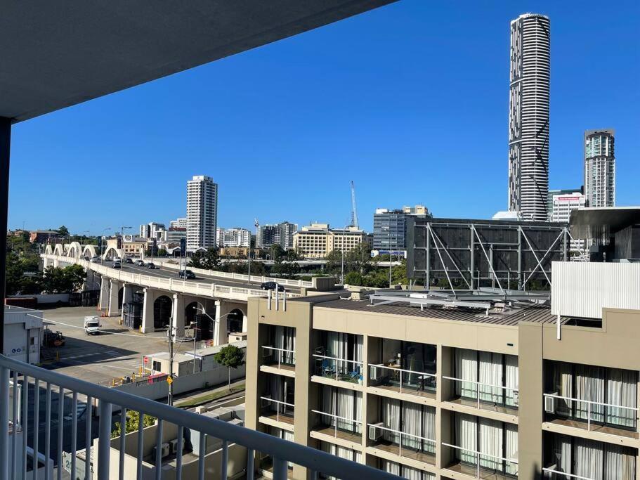 Cosy Apt With View Near Exhibition Centre *