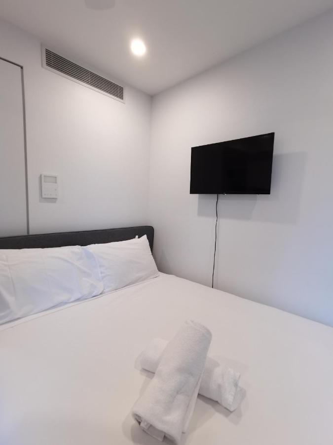 Inner-city Free Parking Indoor Great Location&pool&sauna Apartment *