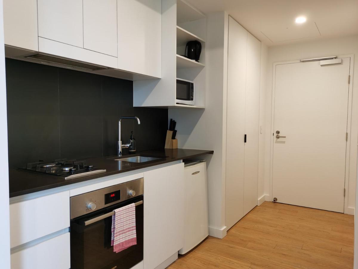 Inner-city Free Parking Indoor Great Location&pool&sauna Apartment *