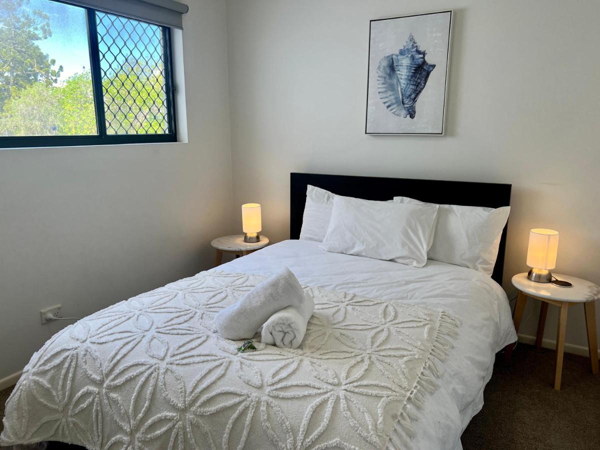 Apartment Luxe 2 Bedroom Apt W/ Car Park *