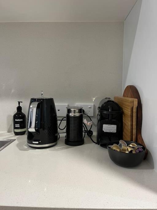 Newstead Ideally Located 2bed 2bath Free Parking In Heart Of Everything Apartment