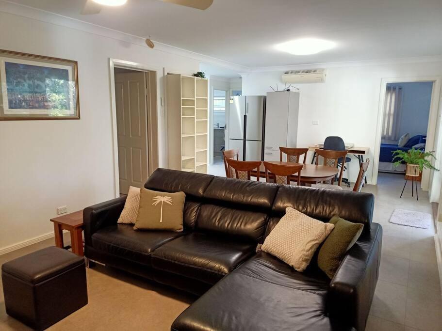 Adorable Private 2 Bedroom Guest + Pool Apartment Brisbane