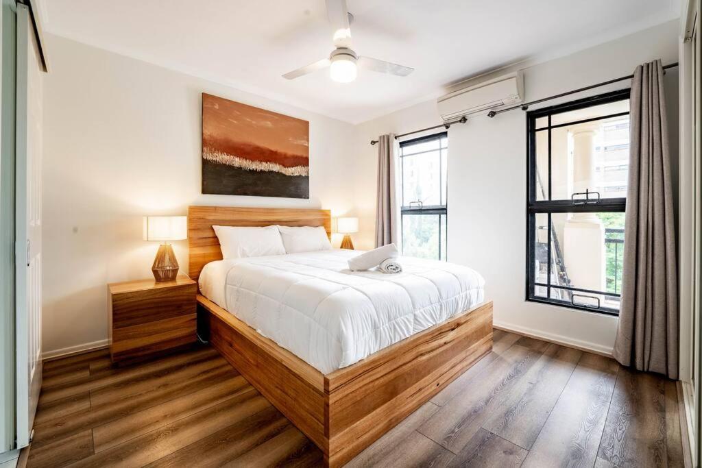 Relax In 2b2b Chateau Near Uq With Parking+balcony Apartment