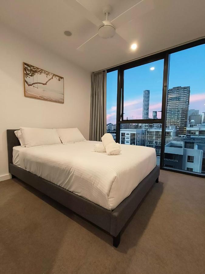 Inner Free Parking Indoor& Great Location&view&prem Netflix Apartment *