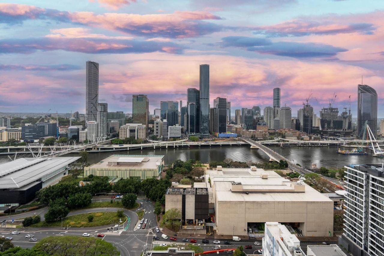 Apartment Multi Million River View 3bd Penthouse At Southbank *