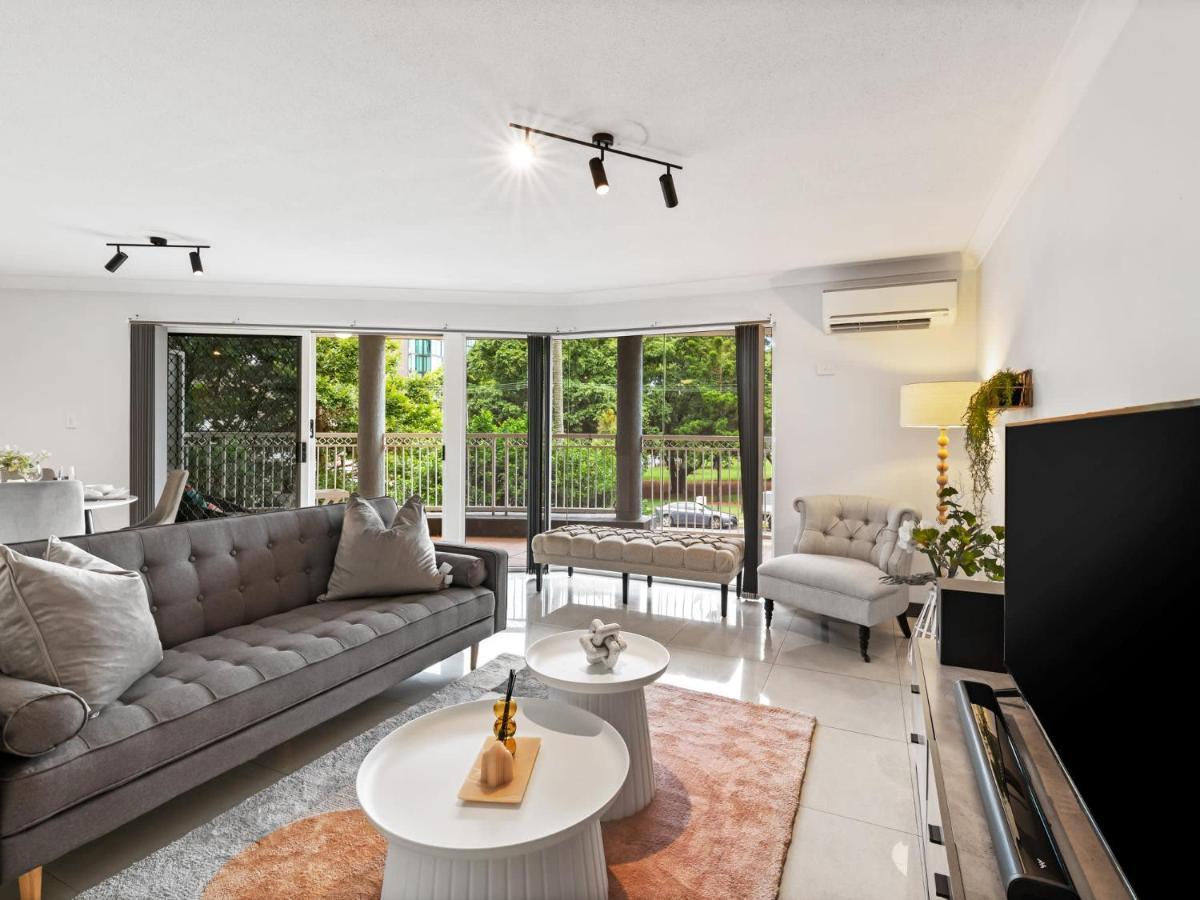 Apartment Spacious 2 Bed 2 Bath At South
