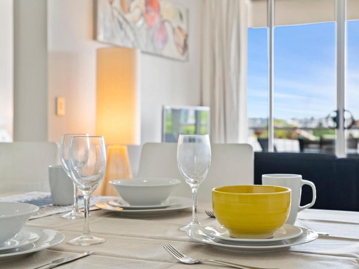 Artsy Destination Compact & Cosy 2 Bedroom At Valley Apartment