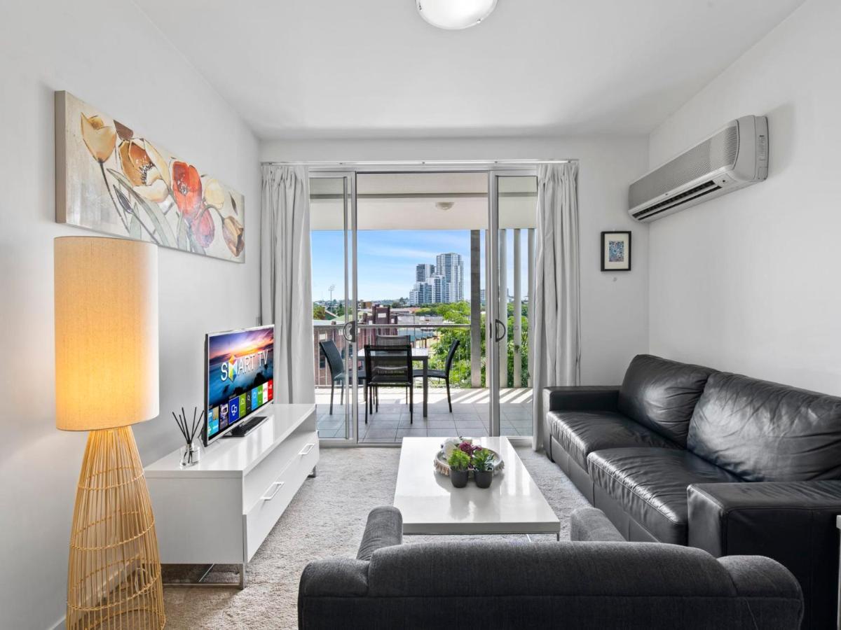 Artsy Destination Compact & Cosy 2 Bedroom At Valley *