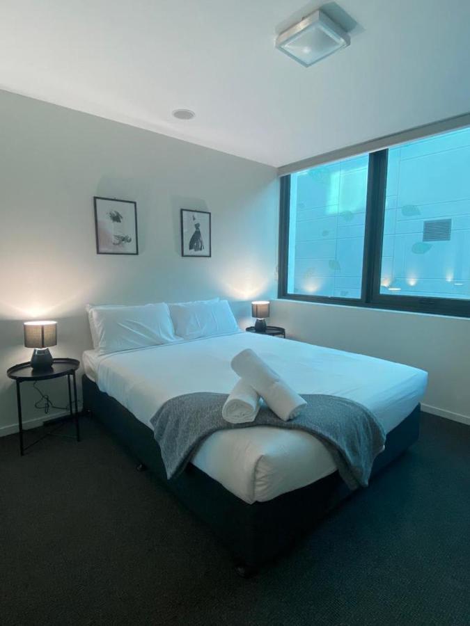 South Epicentre - 2 Bed 2 Bath Brisbane