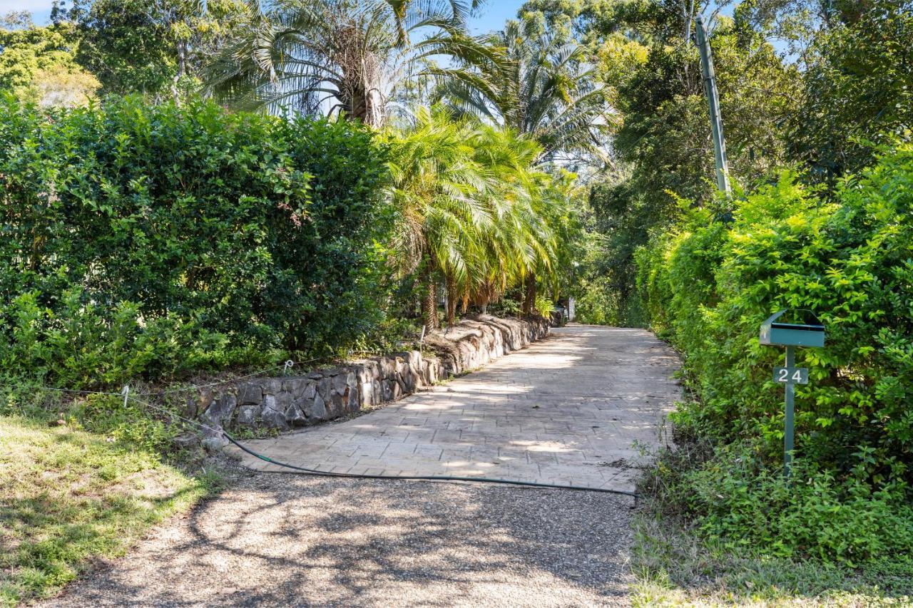 Villa Stylish In Fig Tree Pocket Near Lone Pine Brisbane