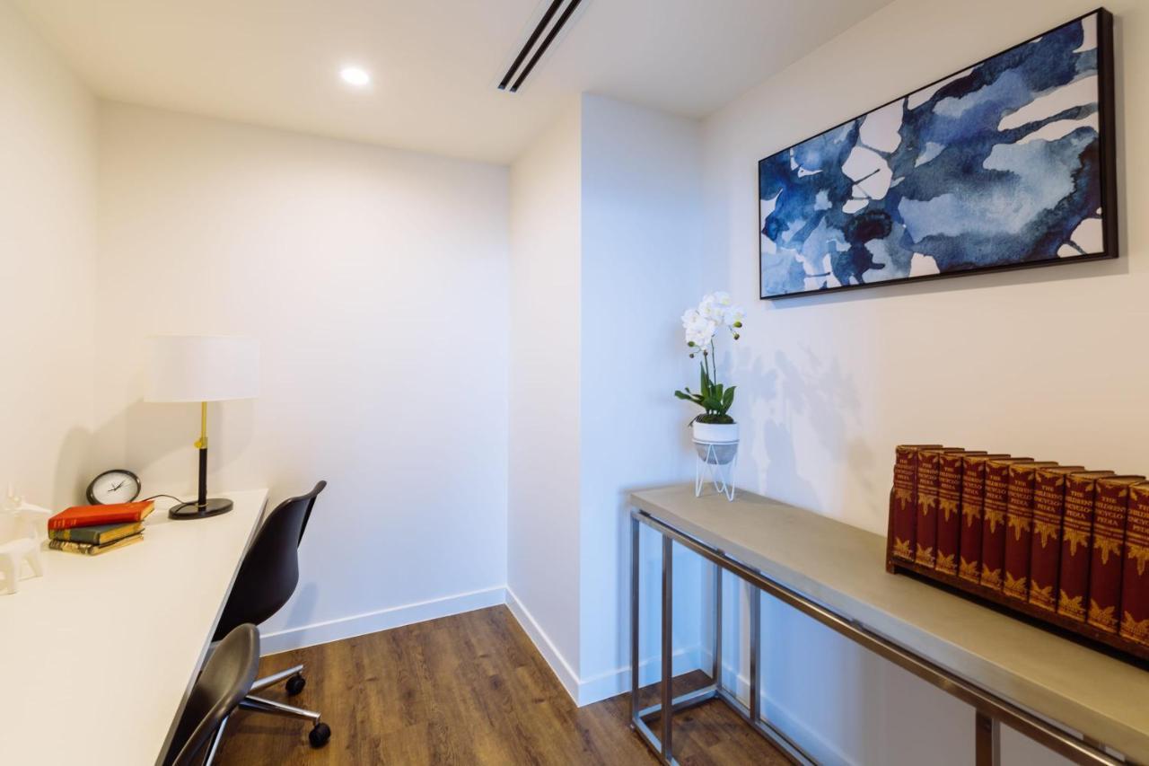 Multi Million River View 3bd Penthouse At Southbank Apartment