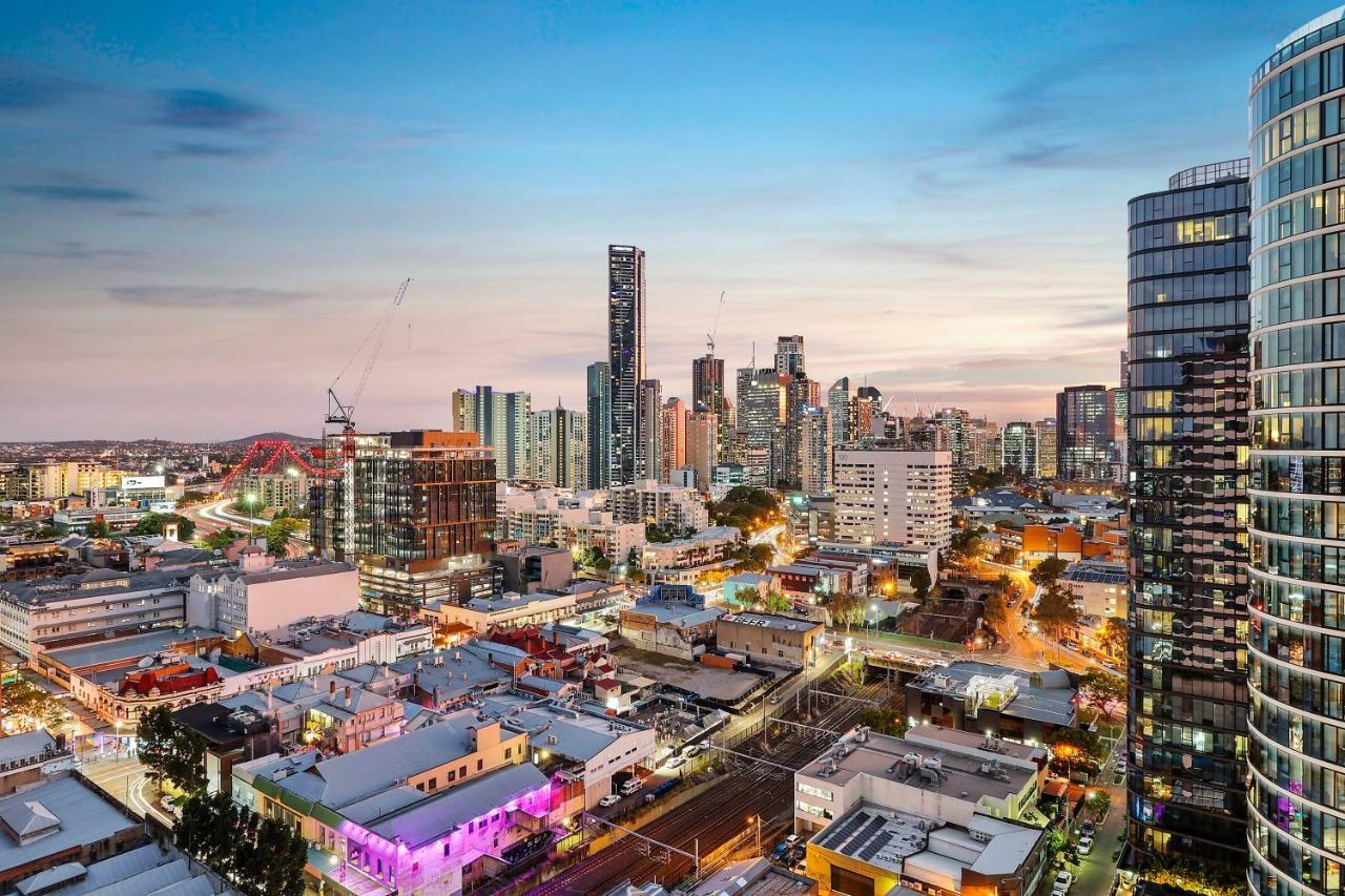 Offline - Stunning 3br With Views