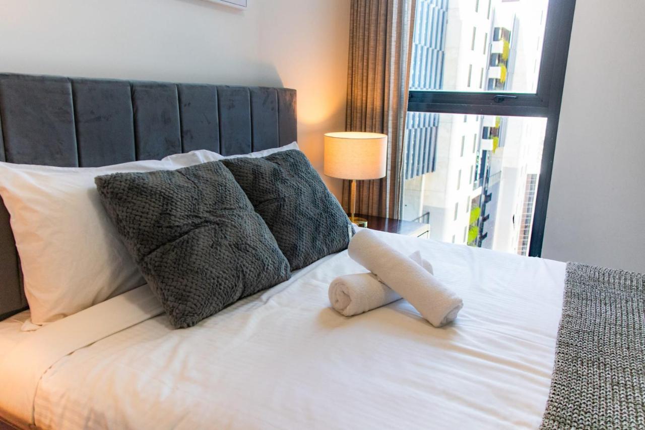 Apartment Centre 3br With Stunning Views