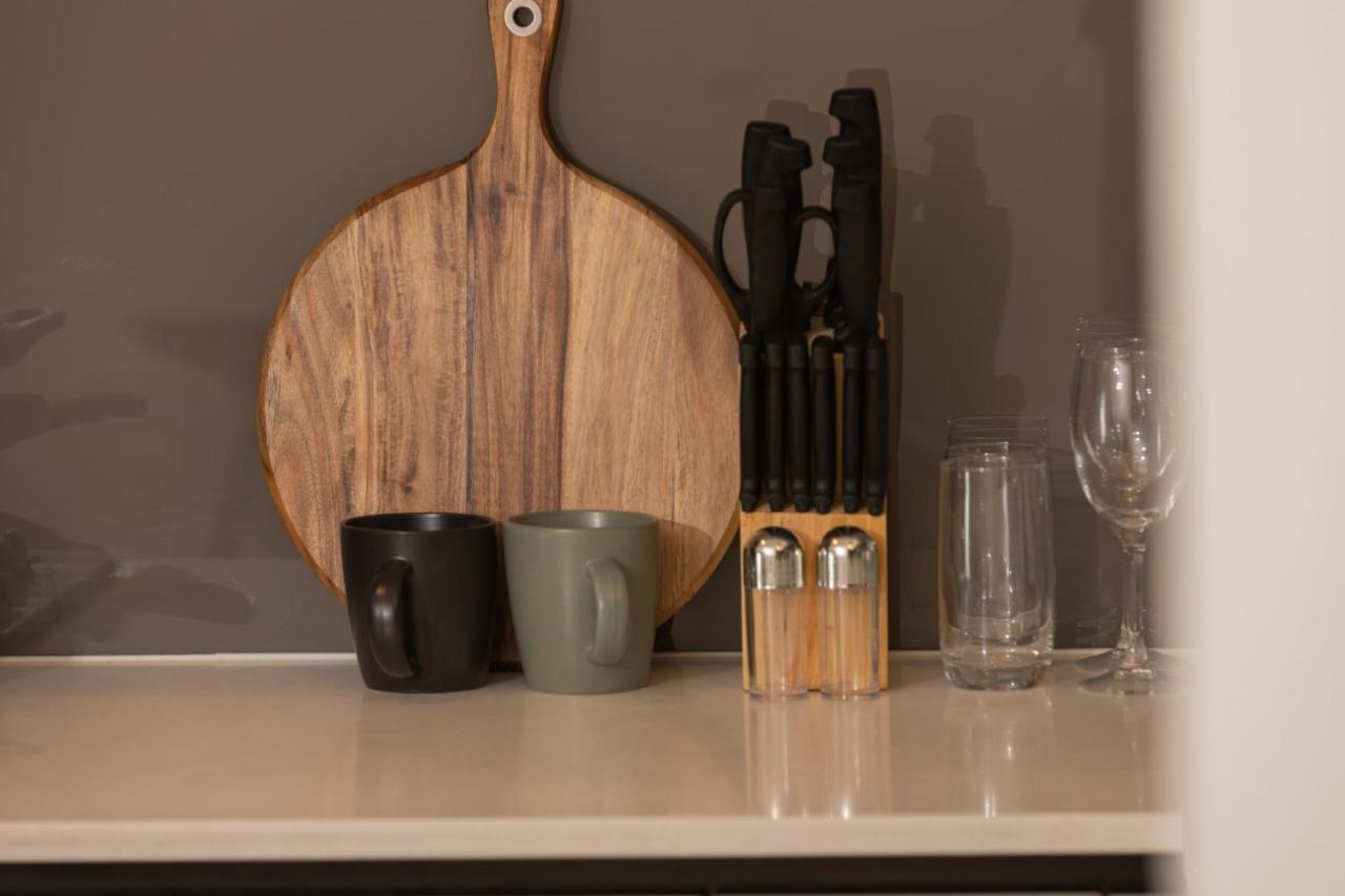 Prime Location Compact 1bd At Southbank Apartment