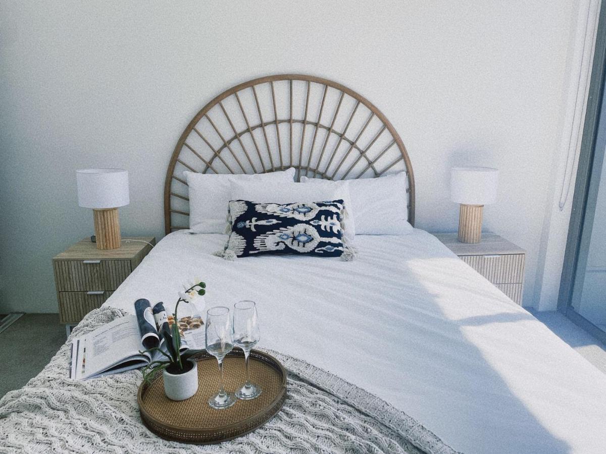 Brand New Riverside Designer 2bd At West End *