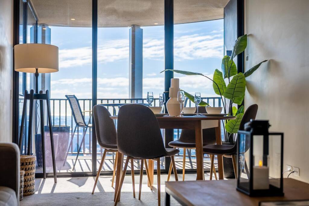 Apartment Luxurious 2br With Infinity Pool *