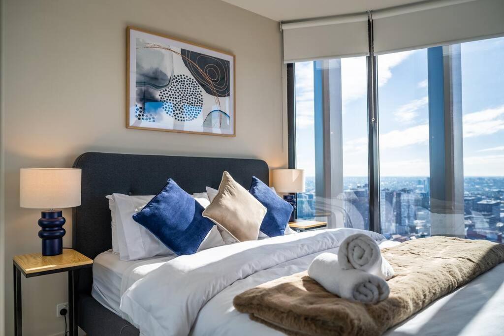 Apartment Luxurious 2br With Infinity Pool
