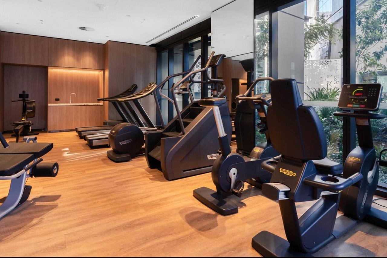 Riverfront Oasis 2bed Panoramic Riverview * Brisbane