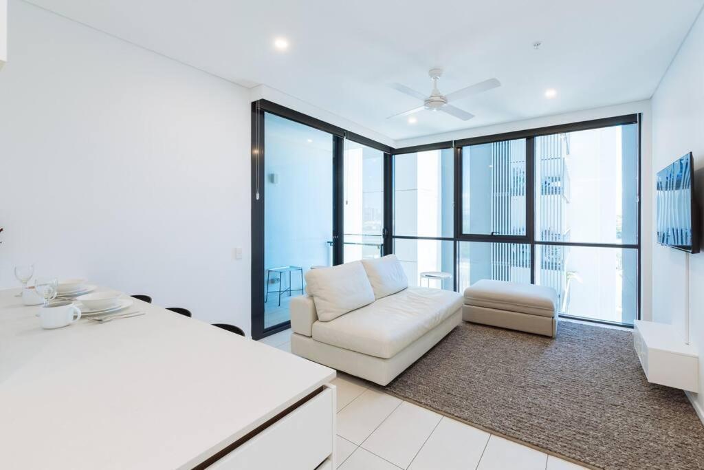 Apartment 1bedroom 1bath 1carpark Wifi Gym Pool Brisbane