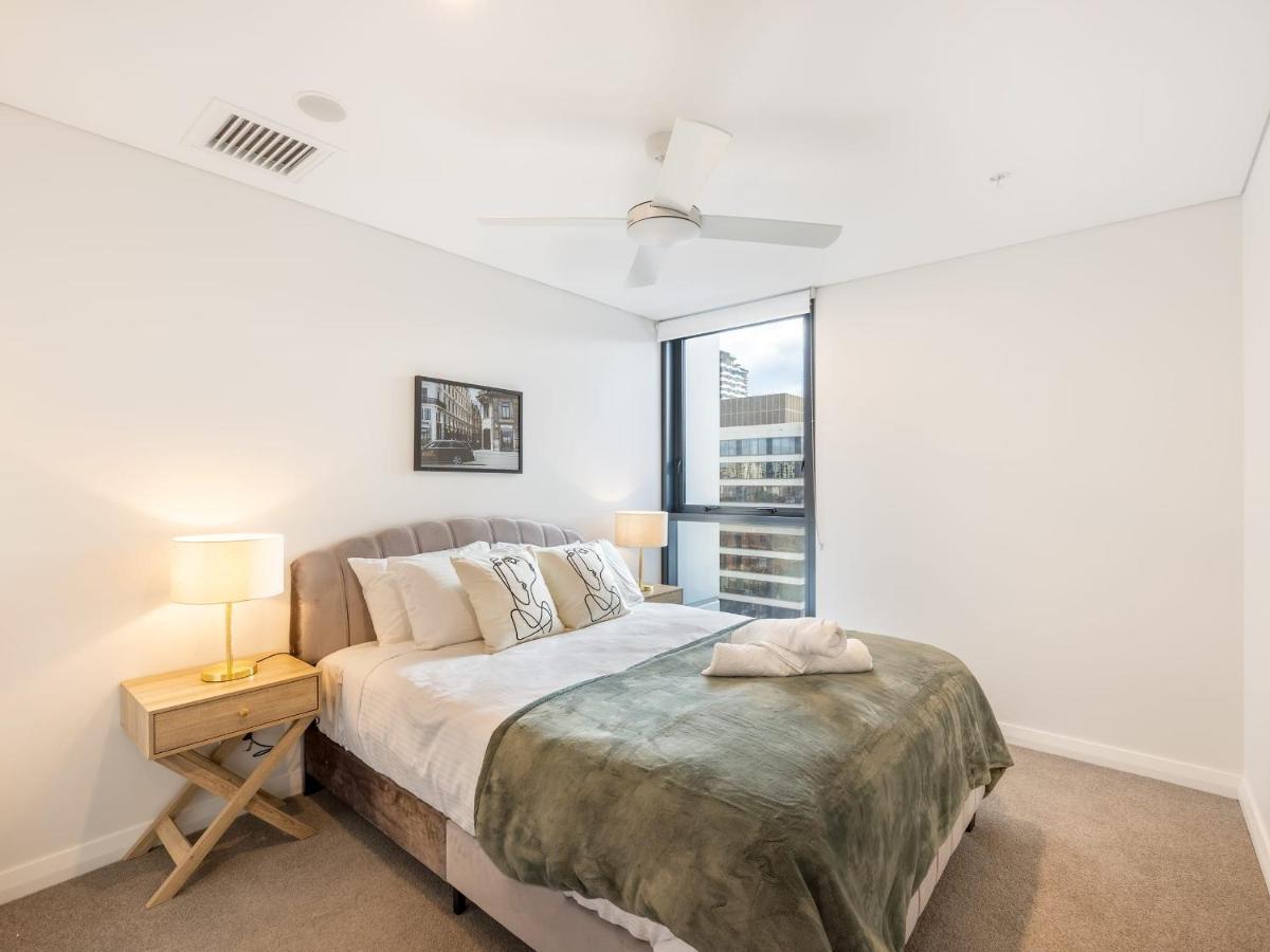 Valley Centre Stylish Boutique 2b W Pool Apartment Brisbane