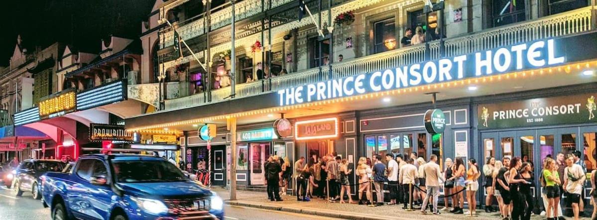 Valley Centre Stylish Boutique 2b W Pool * Brisbane