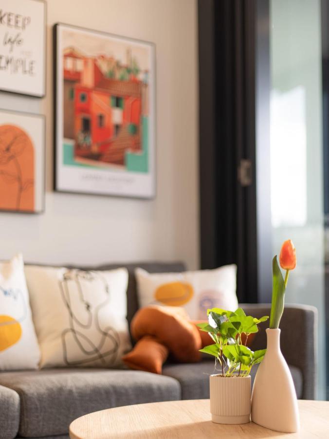 Valley Centre Stylish Boutique 2b W Pool Apartment Brisbane