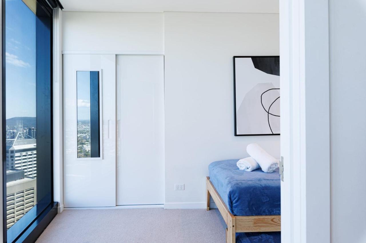 Luxurious 2 Bed Sky View Retreat At Skytower L53 Apartment *