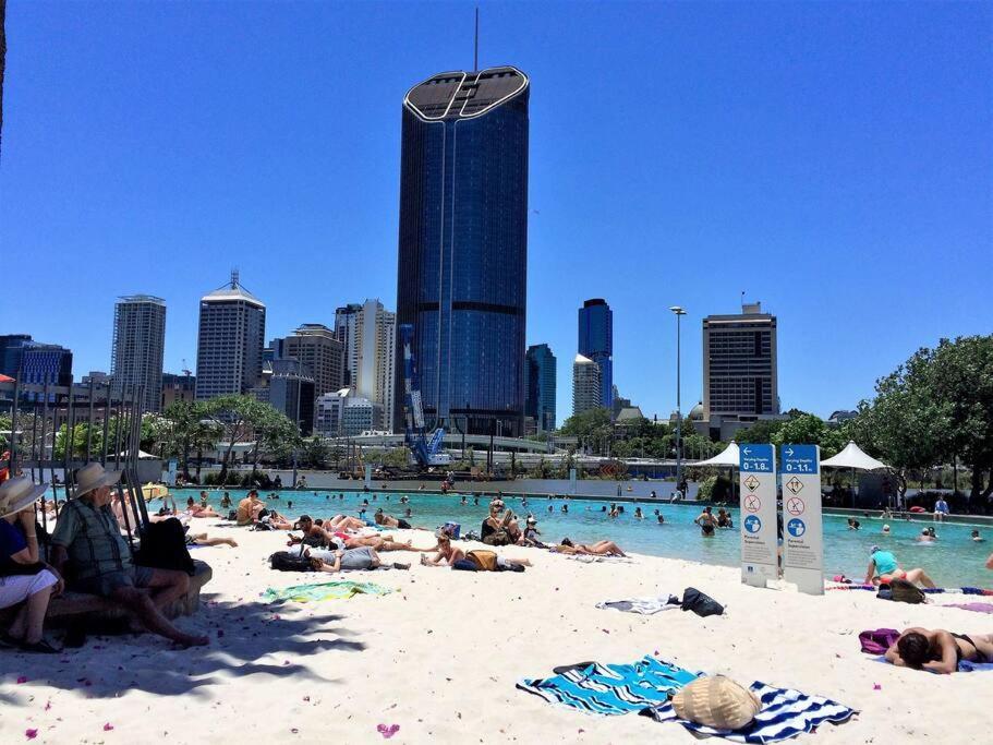 Southbank Serenity Kingbed At Culture Center