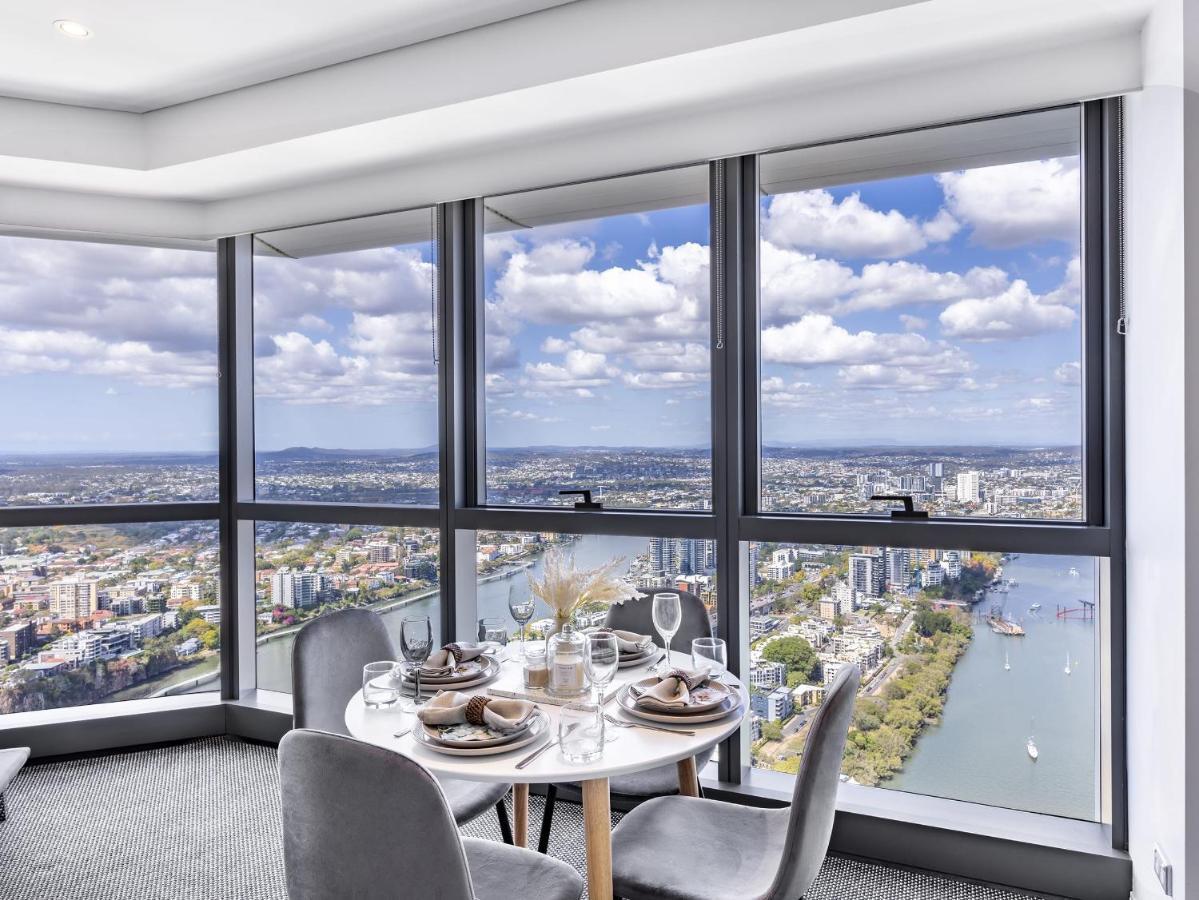 Skyline & Riverview Skyhigh Seduction Luxe *