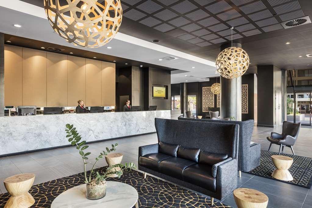 Grand Chancellor Hotel *