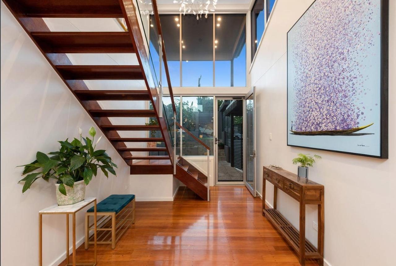 Luxurious With Spectacular Views *