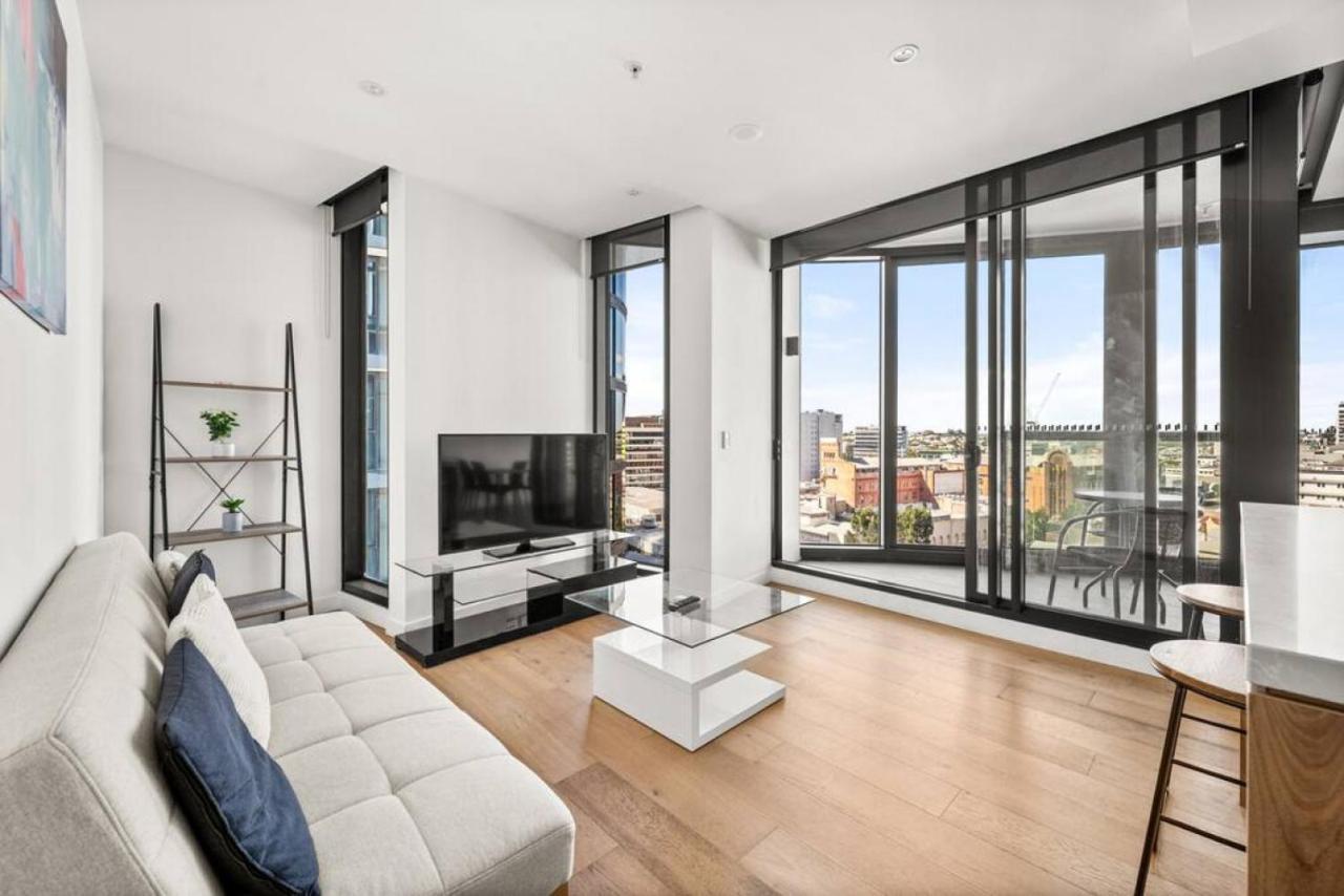 101q Luxury Abnb-style View 2br Nr Chinatown Free Parking Apartment