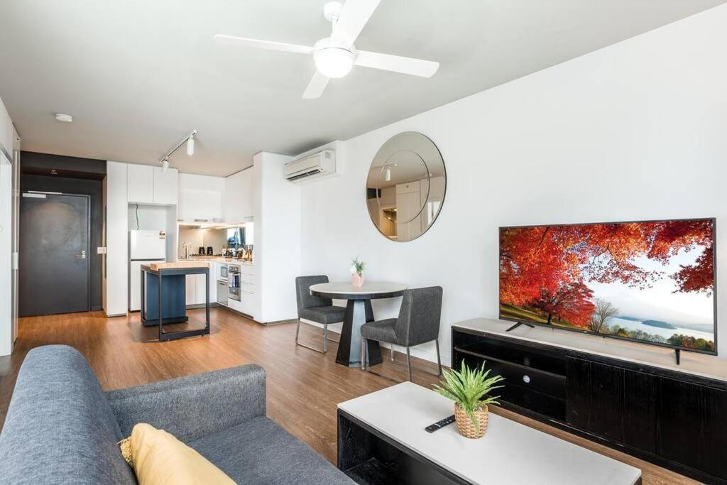 Apartment Vibrant Inner Living 1 Bedroom *