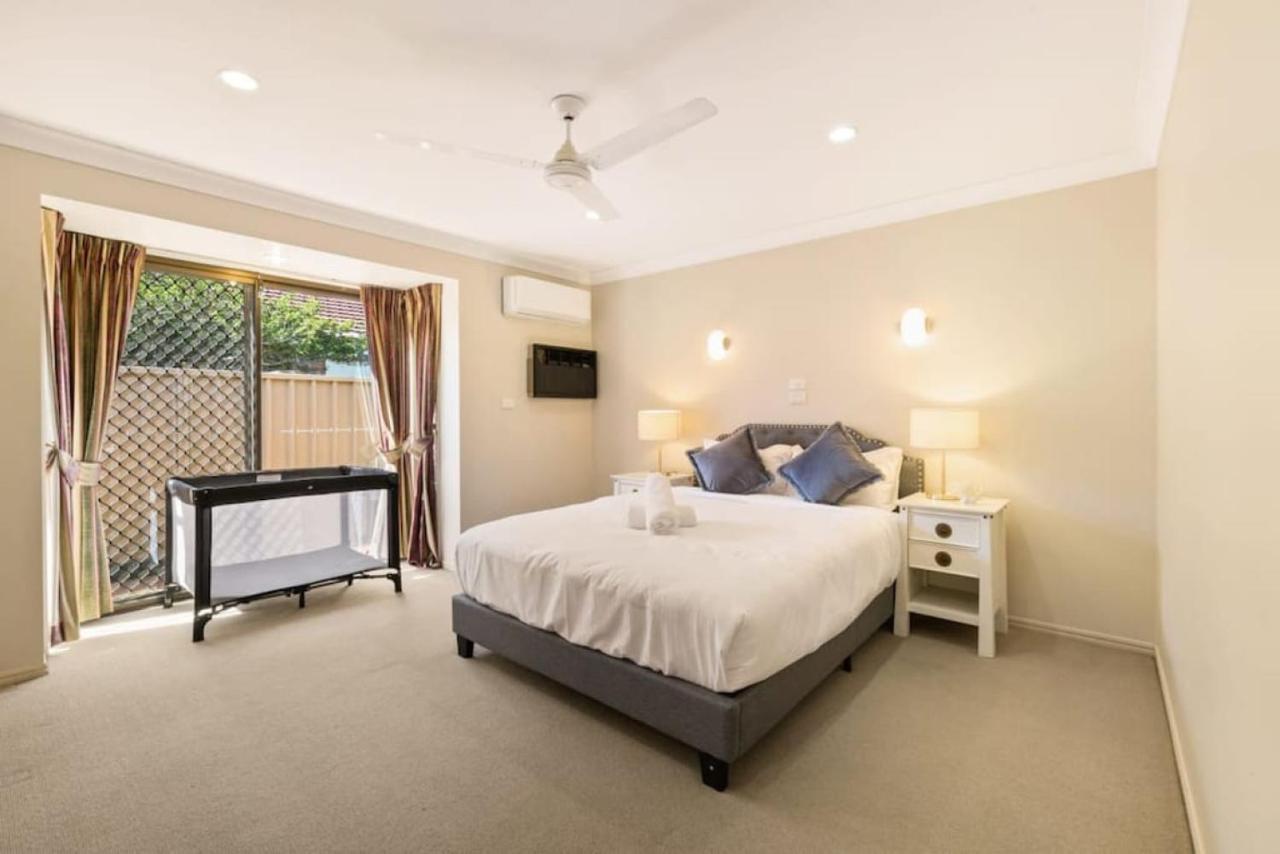 Holiday home Decorated With 4bd Family House With Pool