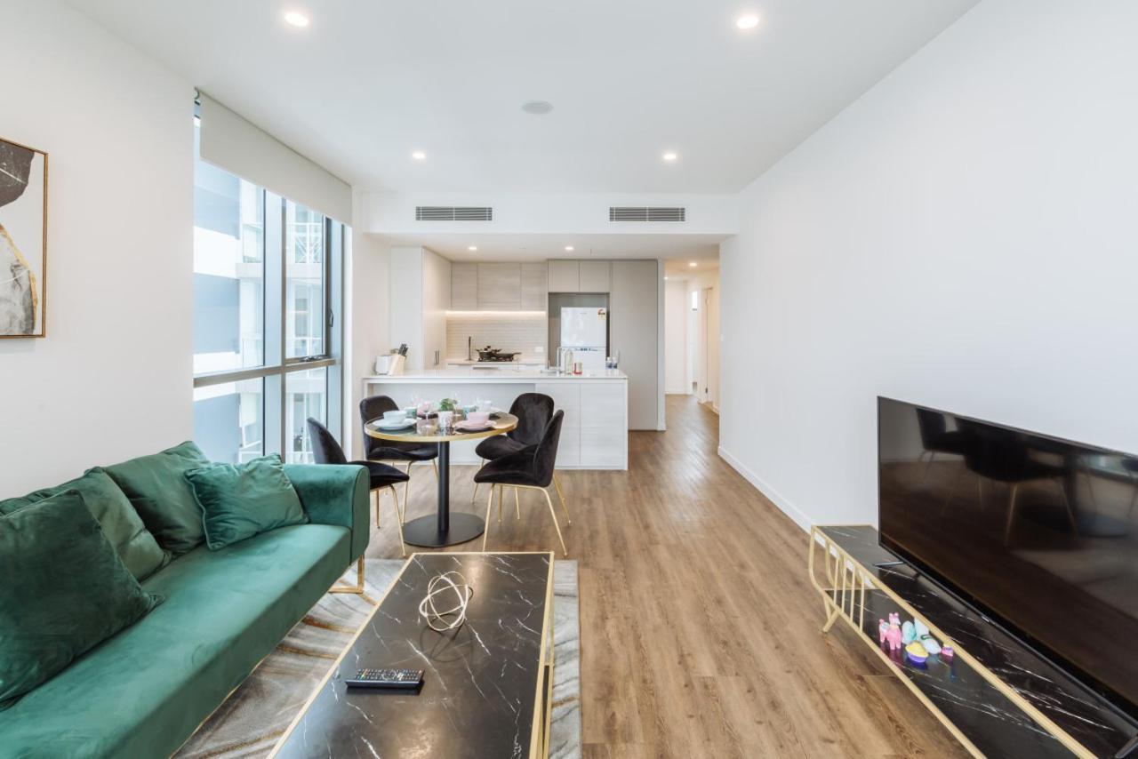2b Appt With View Apartment