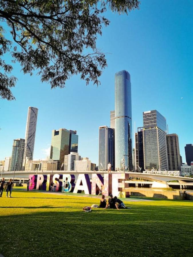 Vintage Glamour Nest 2br Near Cbd With Carpark Brisbane