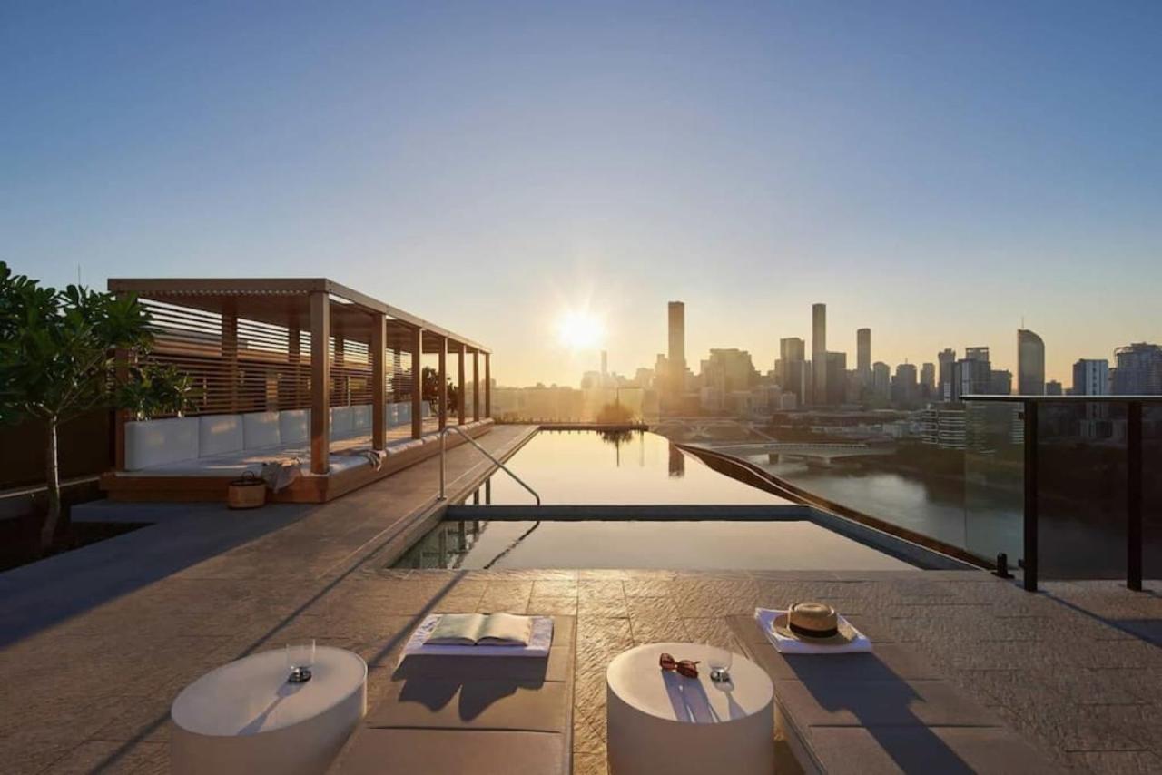 Conveniently Located 2br With Rooftop Pool At Milt Apartment Brisbane