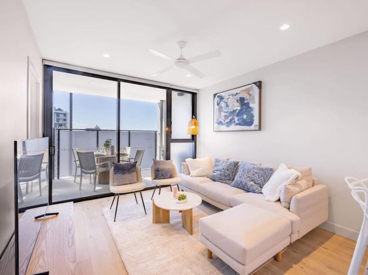 Conveniently Located 2br With Rooftop Pool At Milt Apartment