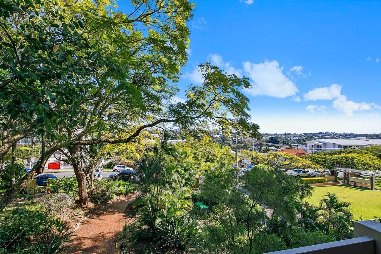 'riverside Terrace' Inner-city Retro-chic With Pool Apartment *