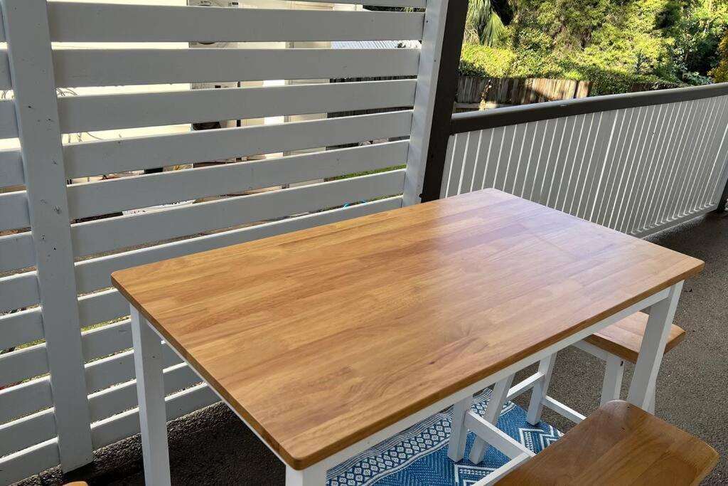 Paddington Pad With Back Deck And Free Car Space Close To Suncorp