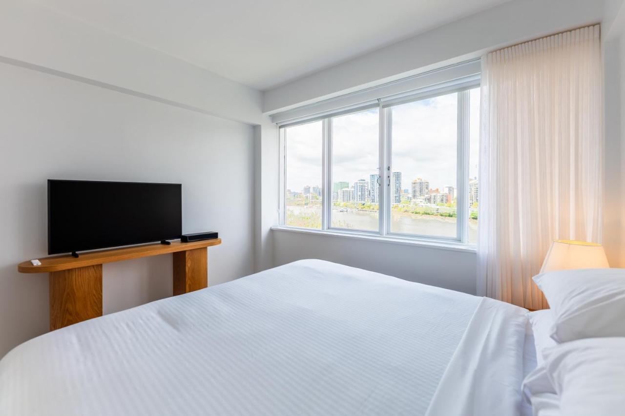 Apartment Riverside 2 Bedroom With Parking *