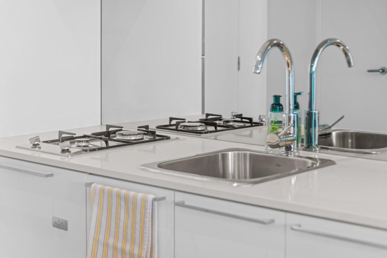 Apartment 1-bedroom Riverfront With Pool Brisbane