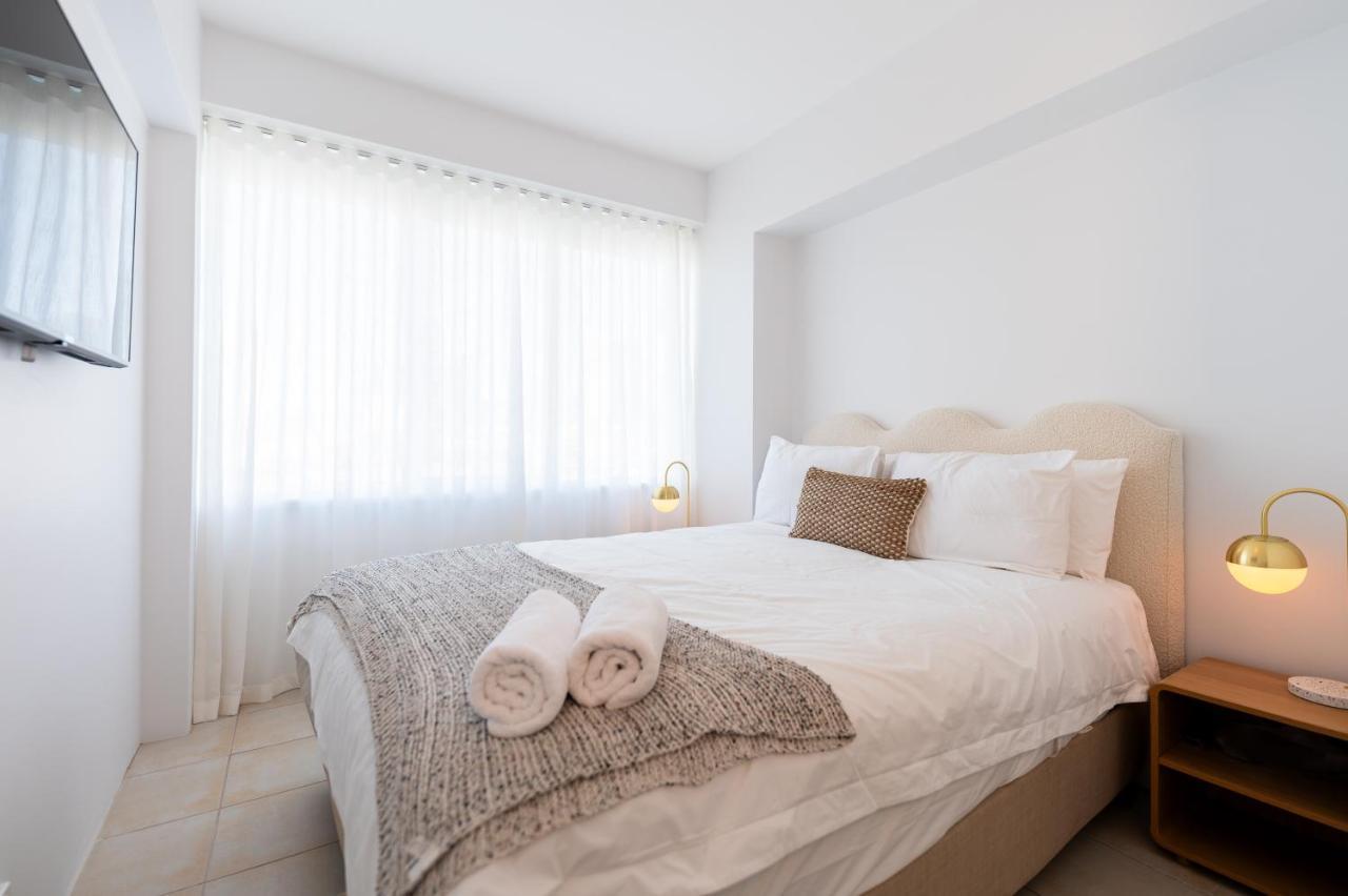 Riverside Breeze Haven Apartment *