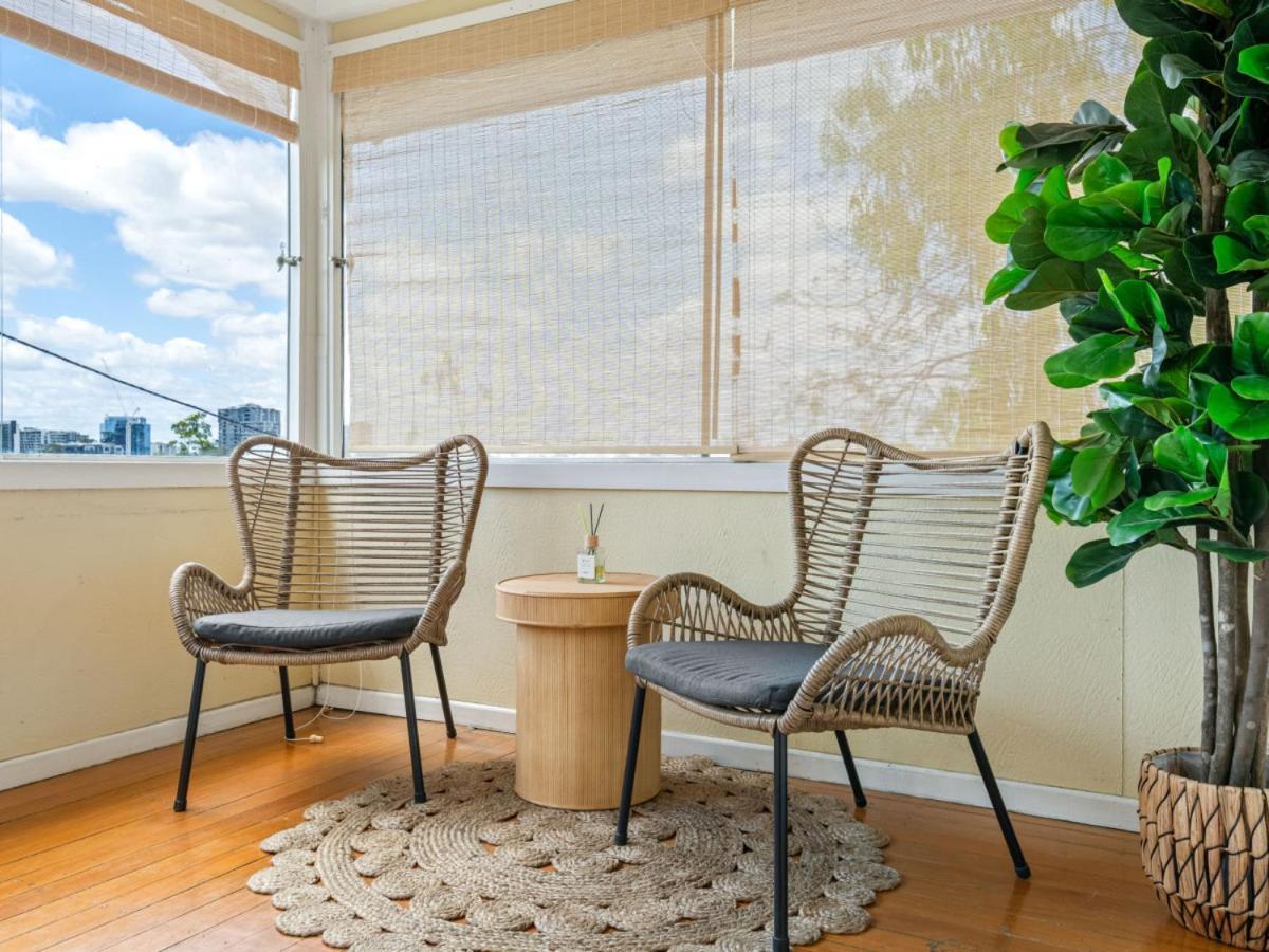 Toowong - Stunning Sweet 3br Family House Brisbane