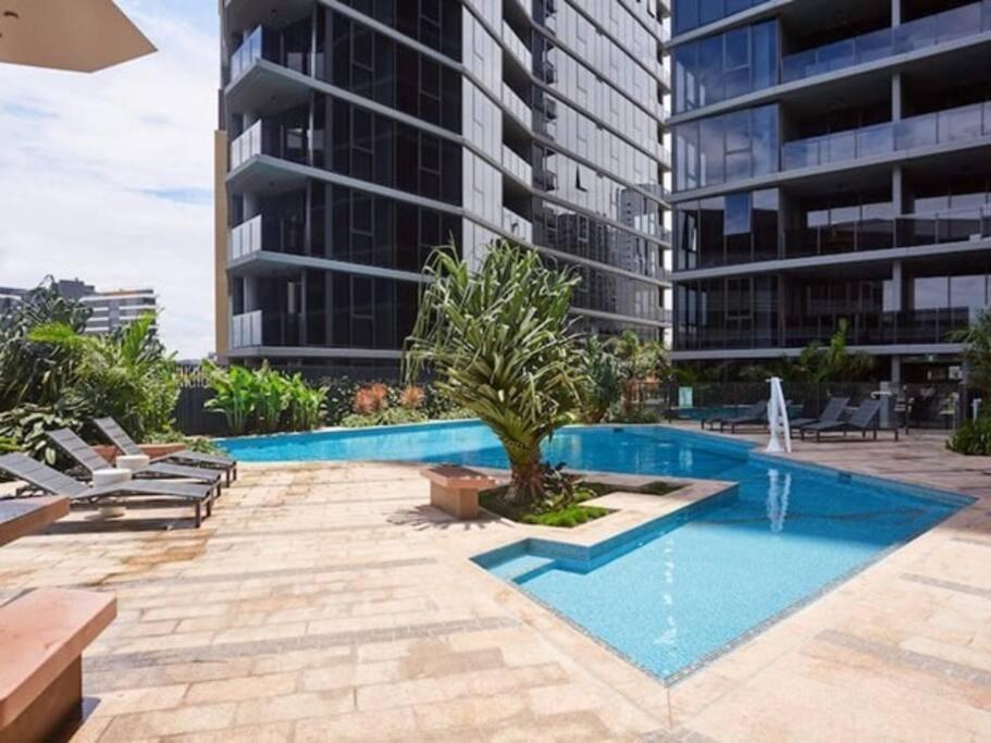 Inner-city 1 Bedroom Parking And Pool * Brisbane