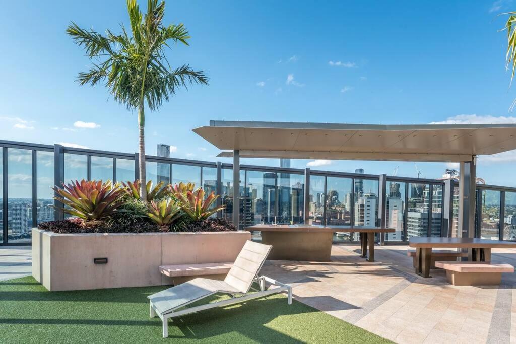 Inner-city 1 Bedroom Parking And Pool * Brisbane