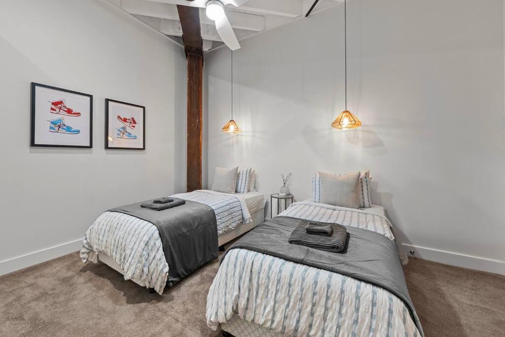 Luxurious Woolstore Living! ~teneriffe *