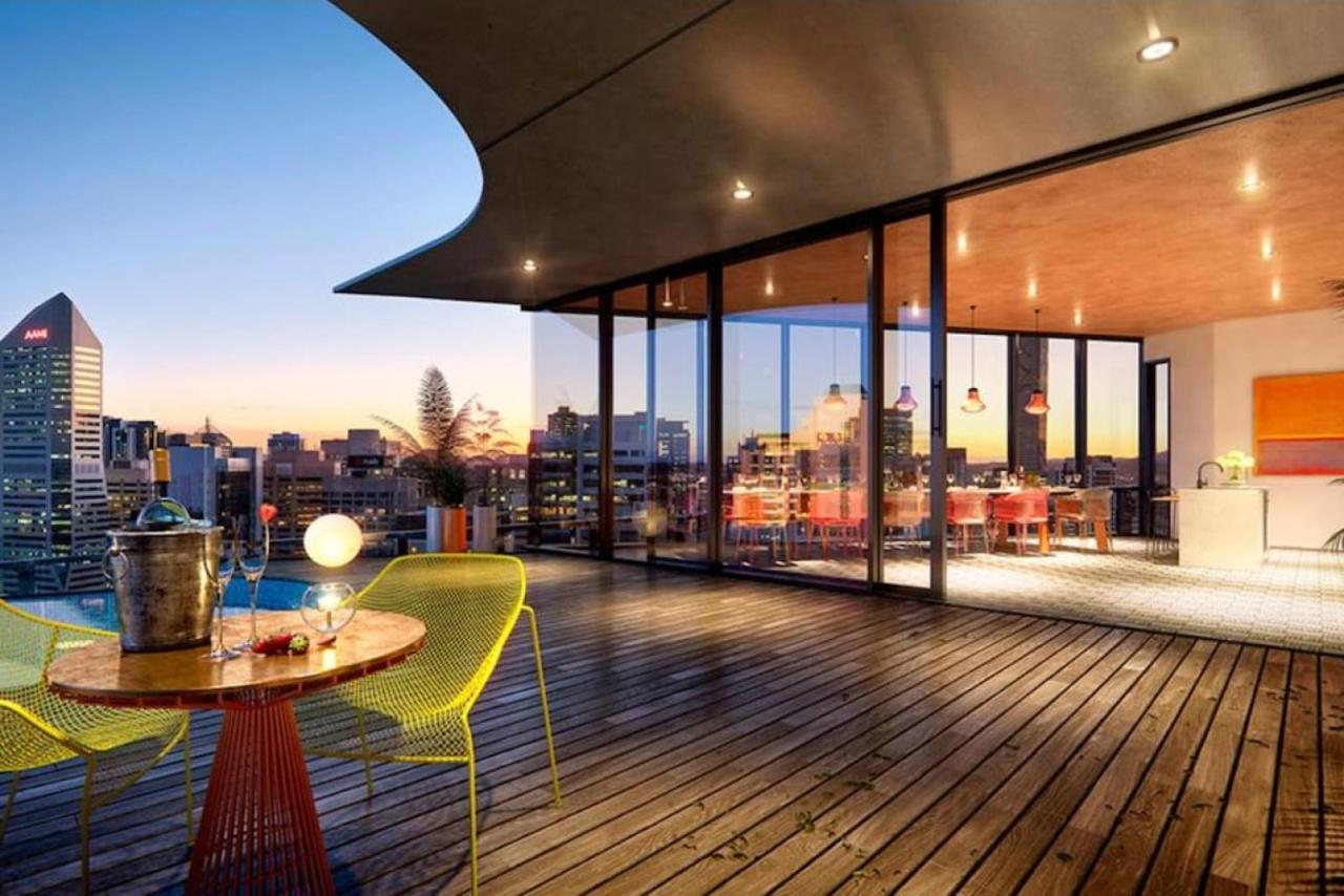 Stunning 1bd Haven With Panoramic Views *