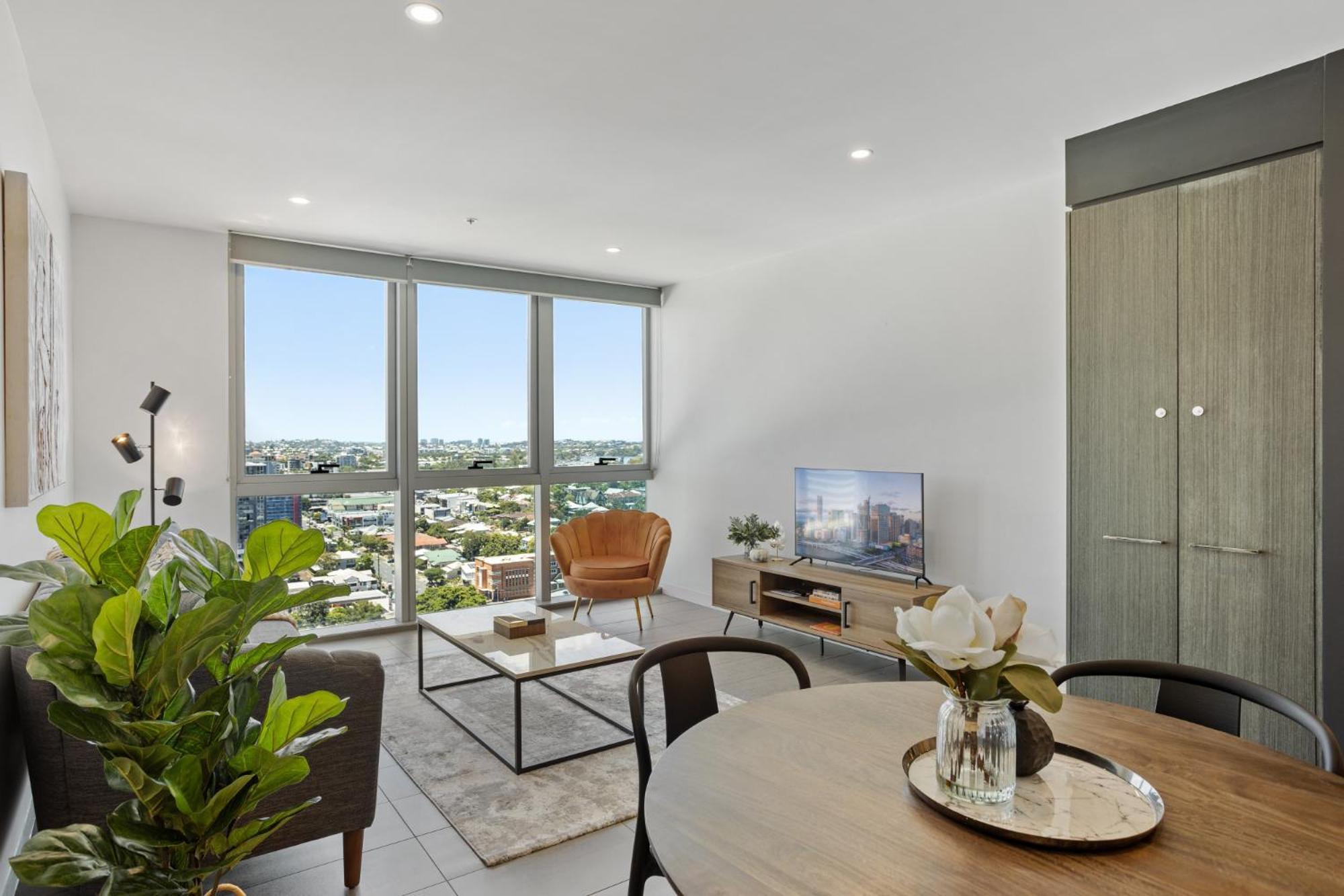 Executive 2-bed With Stadium View, Great Amenities Apartment Brisbane
