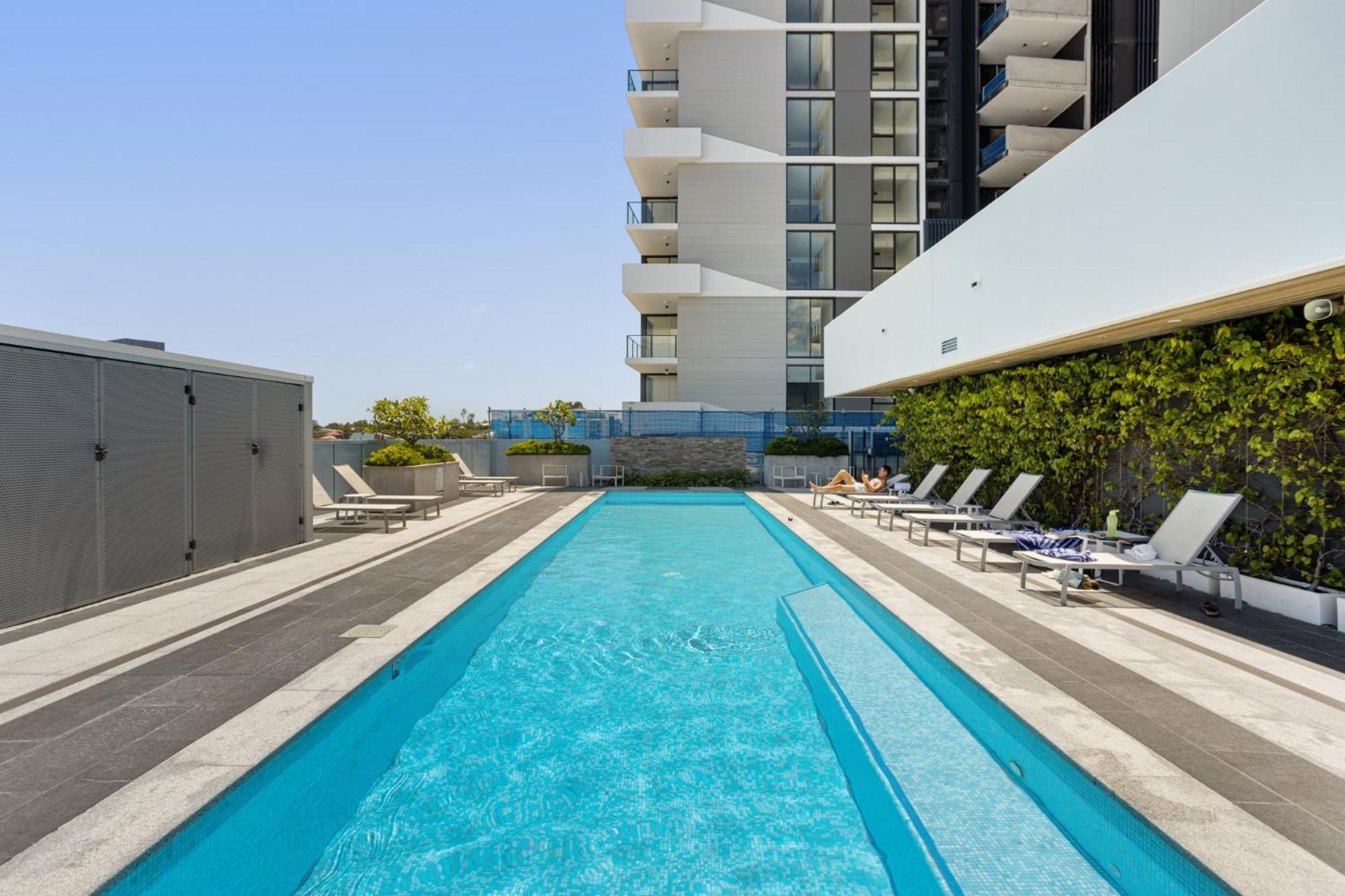 Executive 2-bed With Stadium View, Great Amenities Apartment Brisbane